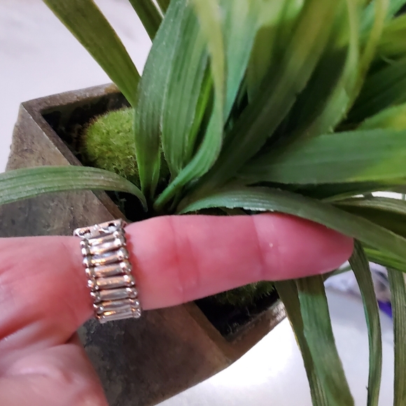 Antique Silver Tone Stretch Band Ring Marquise Shape 💥3 for $24💥 - Picture 11 of 15